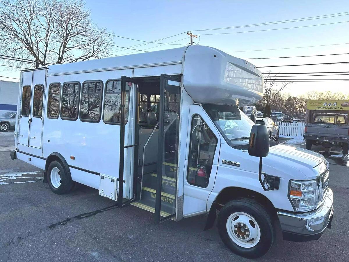 ford e-series cutaway 2017 1FDFE4FS6HDC50631 image ford e-series cutaway 2017 1FDFE4FS6HDC50631 image
